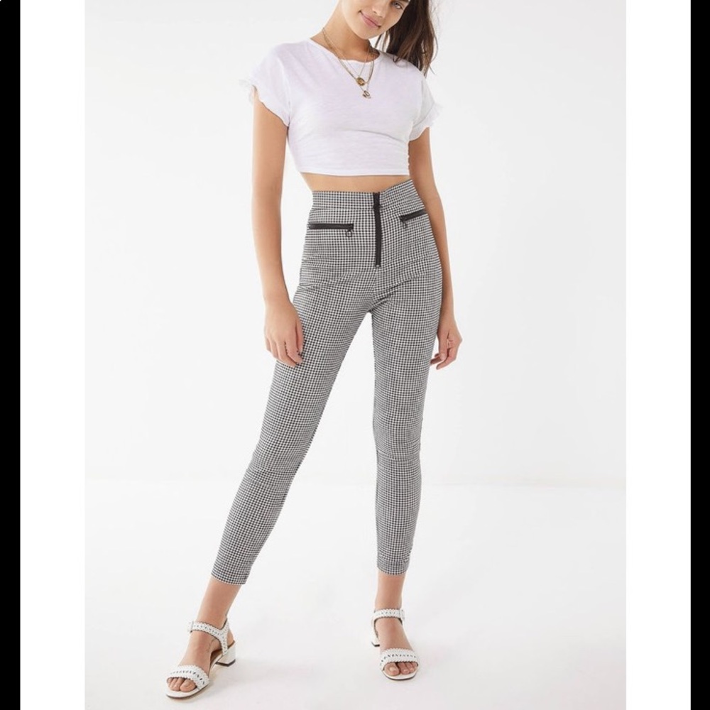 UO Susie High-Waisted Zip-Front Pant